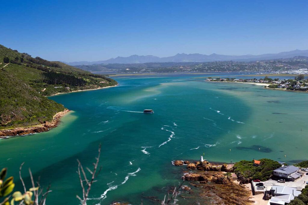 נייזנה (Knysna) – עיירת לגונות, טבע ותרבות בלב דרך הגנים :TRYIT 4 knysna lagoon 458074 1280 copy
