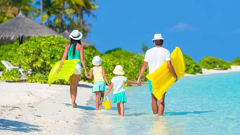 family vacation 190723 800x450 copy