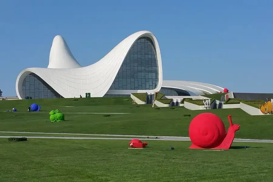 Baku tre.jpg copy